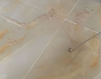 滁州市瓷砖空鼓维修公司分享粘合剂选择不当在瓷砖铺贴过程中可能导致以下问题